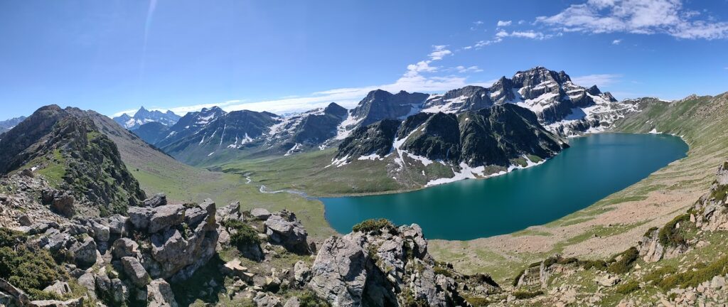 TARSAR MARSAR AND KASHMIR GREAT LAKES TREK